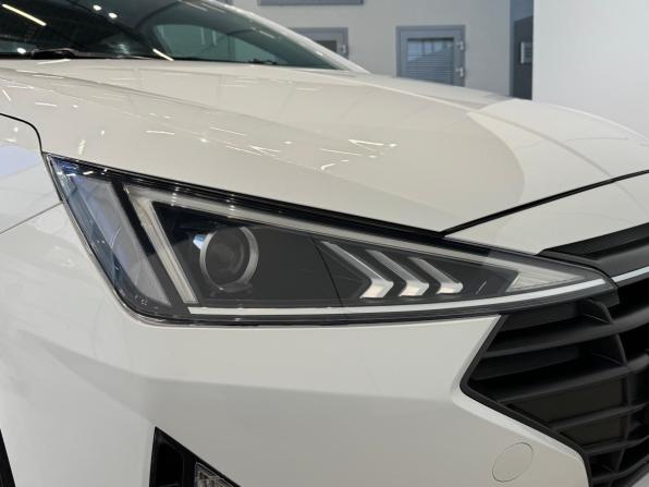Hyundai Elantra VI (AD) Рестайлинг с пробегом 2020 года, цена 1 699 000 рублей, 137018 км, седан, Автокод Объявления