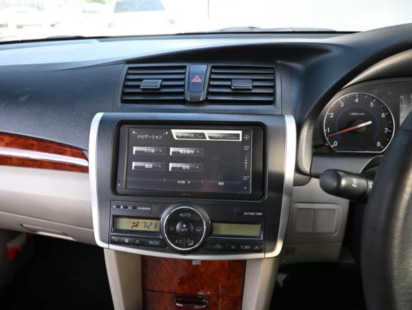 Toyota Premio II (T26) Рестайлинг с пробегом 2013 года, цена 1 249 000 рублей, 105950 км, седан, Автокод Объявления