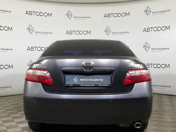 Toyota Camry VI (XV40) Рестайлинг с пробегом 2011 года, цена 1 049 000 рублей, 271000 км, седан, Автокод Объявления