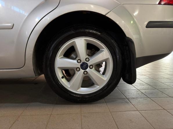 Ford Focus II с пробегом 2005 года, цена 379 000 рублей, 260000 км, седан, Автокод Объявления