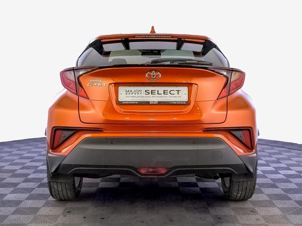Toyota C-HR I Рестайлинг с пробегом 2021 года, цена 2 550 000 рублей, 56106 км, внедорожник, Автокод Объявления