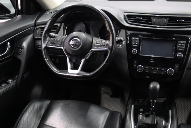Nissan X-Trail III Рестайлинг с пробегом 2018 года, цена 1 795 950 рублей, 138086 км, внедорожник, Автокод Объявления