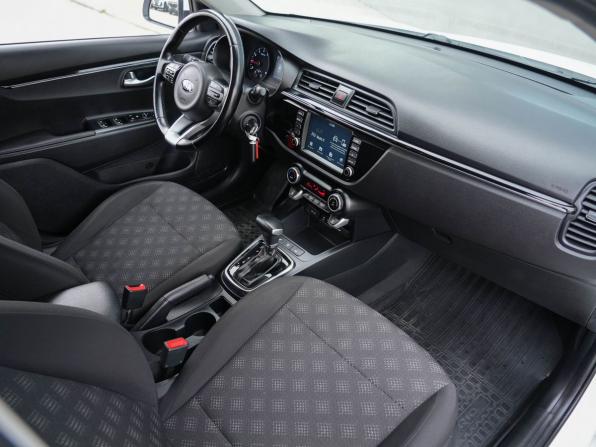Kia Rio IV с пробегом 2018 года, цена 1 230 000 рублей, 164730 км, хэтчбек, Автокод Объявления