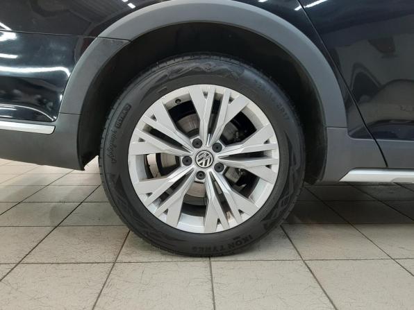 Volkswagen Passat B8 с пробегом 2017 года, цена 2 470 000 рублей, 203954 км, универсал, Автокод Объявления