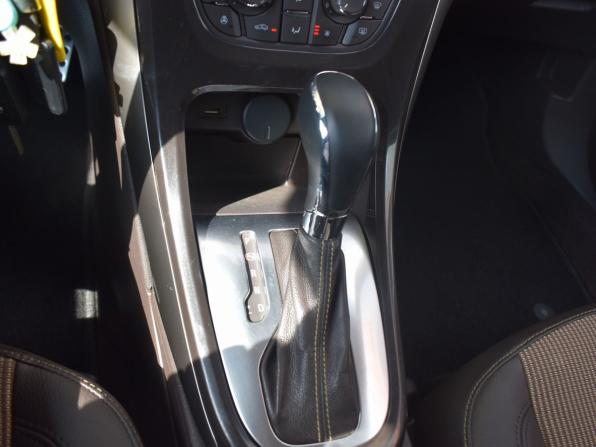 Opel Astra J Рестайлинг с пробегом 2014 года, цена 749 000 рублей, 167576 км, хэтчбек, Автокод Объявления
