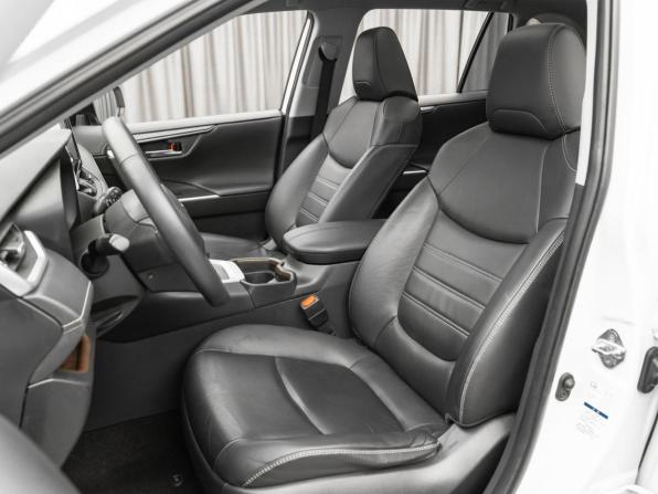Toyota RAV4 V (XA50) с пробегом 2020 года, цена 3 850 000 рублей, 55918 км, внедорожник, Автокод Объявления