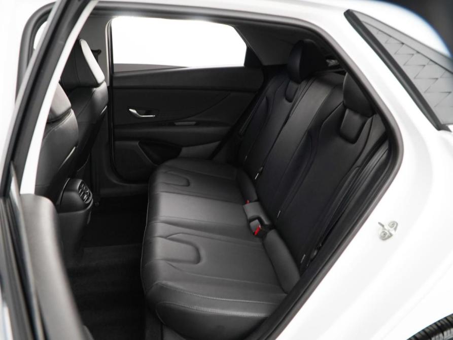 Hyundai Elantra VII (CN7) Рестайлинг Москва  - изображение 9