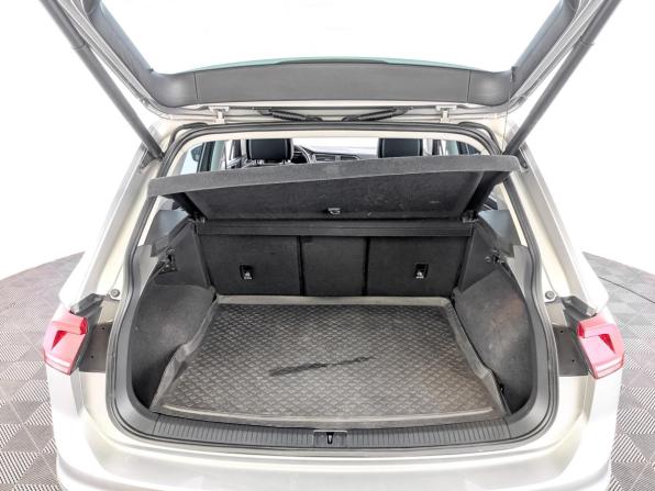 Volkswagen Tiguan II с пробегом 2018 года, цена 2 720 000 рублей, 89711 км, внедорожник, Автокод Объявления