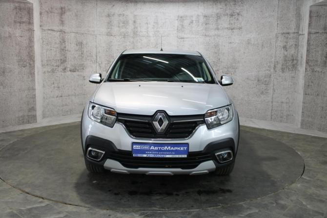 Renault Logan II Рестайлинг с пробегом 2019 года, цена 1 035 000 рублей, 155013 км, седан, Автокод Объявления
