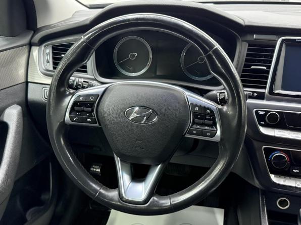 Hyundai Sonata VII (LF) Рестайлинг с пробегом 2018 года, цена 1 820 000 рублей, 103148 км, седан, Автокод Объявления