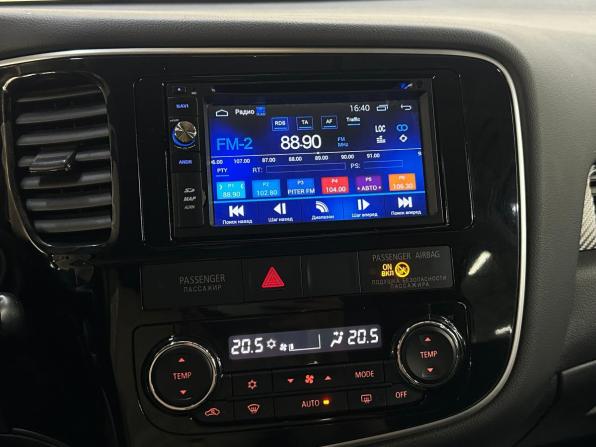 Mitsubishi Outlander III Рестайлинг с пробегом 2014 года, цена 1 310 000 рублей, 181300 км, внедорожник, Автокод Объявления