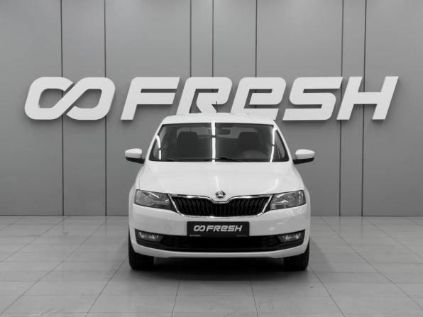Skoda Rapid I Рестайлинг с пробегом 2017 года, цена 1 330 000 рублей, 184887 км, лифтбек, Автокод Объявления