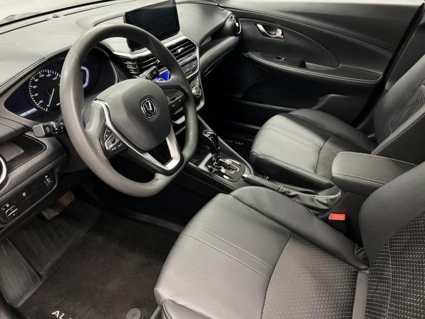 Changan Alsvin с пробегом 2023 года, цена 1 145 000 рублей, 32527 км, седан, Автокод Объявления