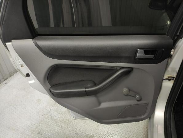 Ford Focus II Рестайлинг с пробегом 2010 года, цена 475 000 рублей, 221003 км, седан, Автокод Объявления