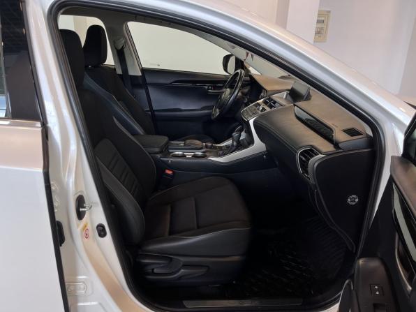 Lexus NX I с пробегом 2015 года, цена 2 610 000 рублей, 78239 км, внедорожник, Автокод Объявления