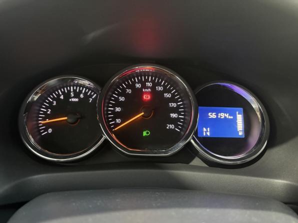 Renault Logan II с пробегом 2015 года, цена 735 000 рублей, 56192 км, седан, Автокод Объявления