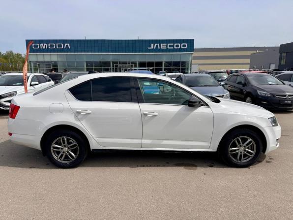 Skoda Octavia III (A7) с пробегом 2014 года, цена 926 000 рублей, 185047 км, лифтбек, Автокод Объявления