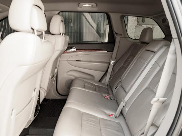 Jeep Grand Cherokee IV (WK2) с пробегом 2011 года, цена 1 985 000 рублей, 204431 км, внедорожник, Автокод Объявления