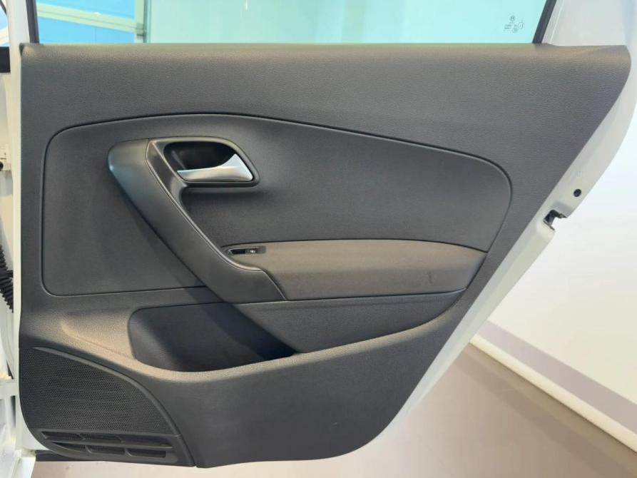 Volkswagen Polo V Подольск  - изображение 16