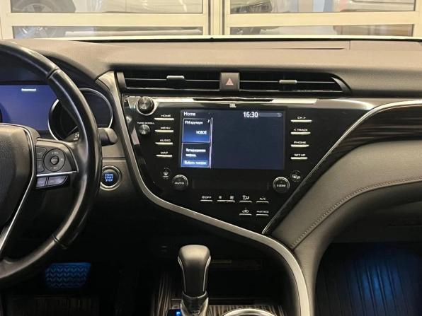 Toyota Camry VIII (XV70) с пробегом 2019 года, цена 2 790 000 рублей, 175000 км, седан, Автокод Объявления