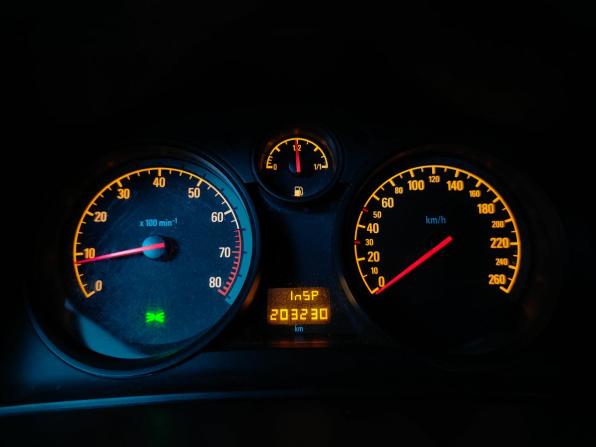 Opel Astra H Рестайлинг с пробегом 2012 года, цена 499 000 рублей, 203000 км, седан, Автокод Объявления