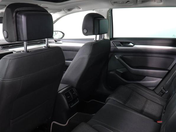Volkswagen Passat B8 с пробегом 2019 года, цена 2 147 000 рублей, 233834 км, универсал, Автокод Объявления