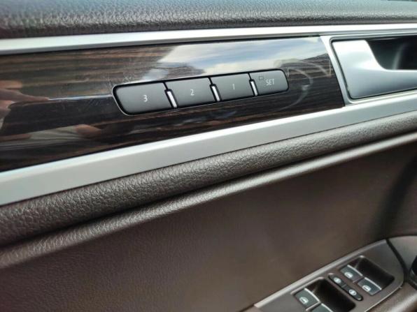 Volkswagen Touareg II Рестайлинг с пробегом 2016 года, цена 2 750 000 рублей, 191001 км, внедорожник, Автокод Объявления
