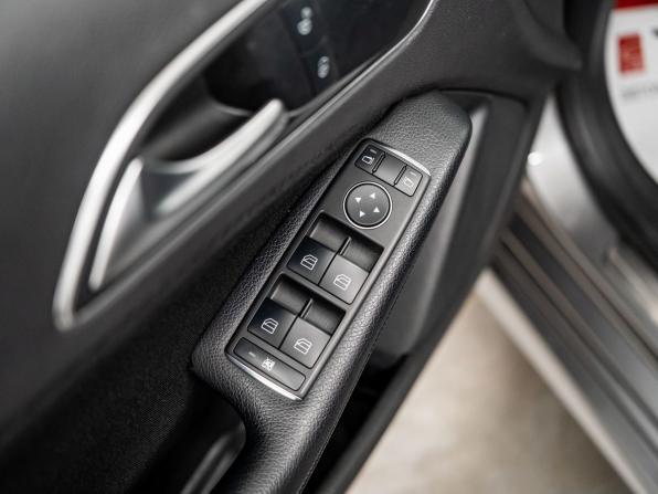 Mercedes-Benz A-Класс III (W176) с пробегом 2013 года, цена 1 500 000 рублей, 137511 км, хэтчбек, Автокод Объявления