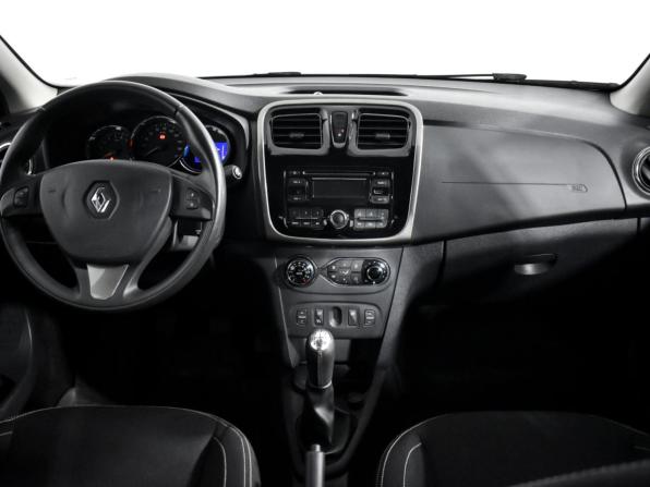 Renault Sandero II с пробегом 2015 года, цена 927 800 рублей, 34442 км, хэтчбек, Автокод Объявления