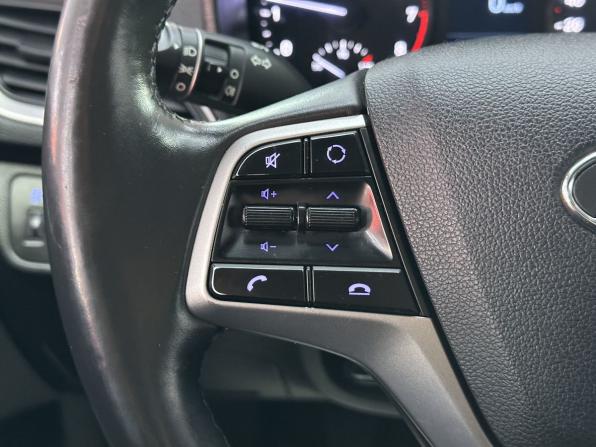 Hyundai Solaris II с пробегом 2018 года, цена 1 265 000 рублей, 109951 км, седан, Автокод Объявления