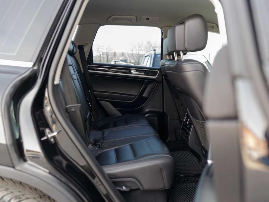 Volkswagen Touareg II Рестайлинг Новосибирск  - изображение 21