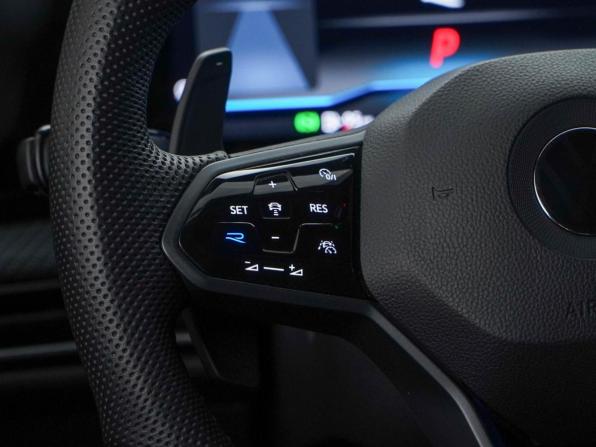 Volkswagen Golf R VIII с пробегом 2021 года, цена 5 399 077 рублей, 28339 км, универсал, Автокод Объявления
