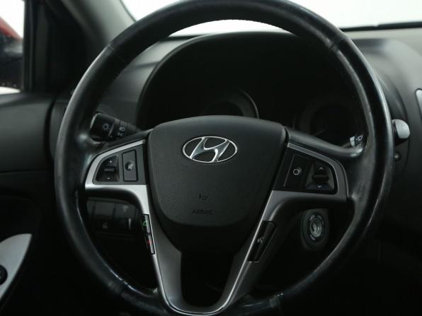 Hyundai Solaris I Рестайлинг с пробегом 2014 года, цена 700 000 рублей, 164000 км, седан, Автокод Объявления