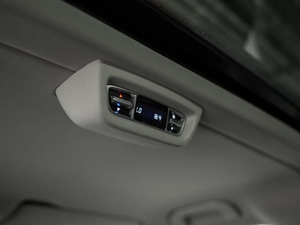 Новый Mercedes-Benz V-Класс III (W447) Рестайлинг 2 2025 года, цена 11 150 000 рублей, минивэн, Автокод Объявления