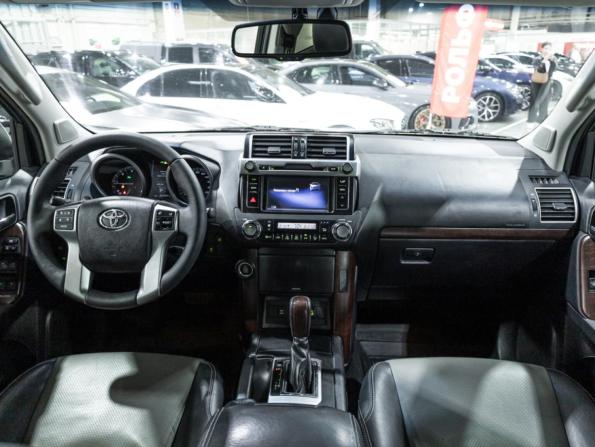 Toyota Land Cruiser Prado 150 Series Рестайлинг 1 с пробегом 2015 года, цена 2 999 585 рублей, 241627 км, внедорожник, Автокод Объявления
