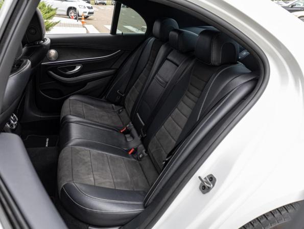 Mercedes-Benz E-Класс V (W213 S213 C238) Рестайлинг с пробегом 2021 года, цена 4 200 000 рублей, 271861 км, седан, Автокод Объявления