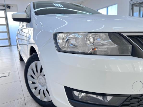 Skoda Rapid I Рестайлинг с пробегом 2019 года, цена 1 290 000 рублей, 108000 км, лифтбек, Автокод Объявления