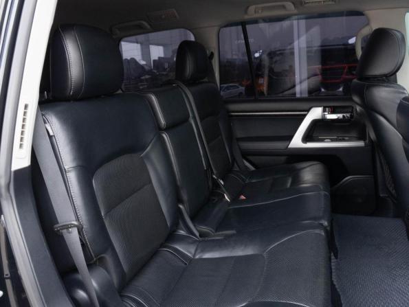 Toyota Land Cruiser 200 Series Рестайлинг 1 с пробегом 2014 года, цена 4 361 000 рублей, 351357 км, внедорожник, Автокод Объявления