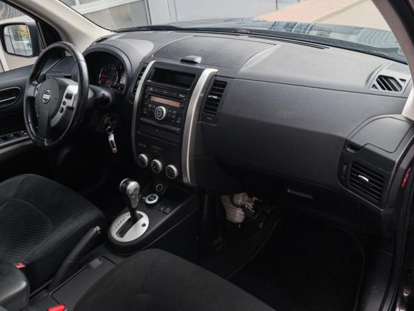 Nissan X-Trail II Рестайлинг с пробегом 2011 года, цена 1 070 000 рублей, 218723 км, внедорожник, Автокод Объявления