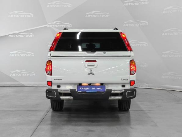 Mitsubishi L200 IV с пробегом 2014 года, цена 2 250 000 рублей, 111000 км, пикап, Автокод Объявления