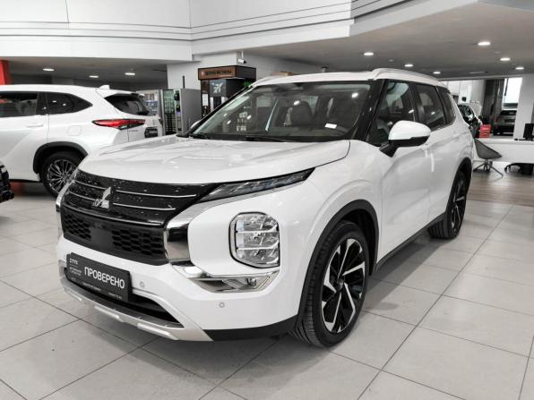 Mitsubishi Outlander IV с пробегом 2023 года, цена 4 150 000 рублей, 10 км, внедорожник, Автокод Объявления