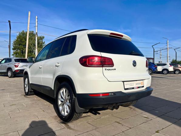 Volkswagen Tiguan I Рестайлинг с пробегом 2016 года, цена 1 600 000 рублей, 145389 км, внедорожник, Автокод Объявления