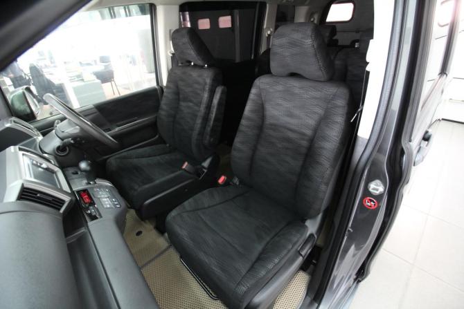 Honda Stepwgn IV Рестайлинг с пробегом 2012 года, цена 1 280 000 рублей, 292745 км, минивэн, Автокод Объявления