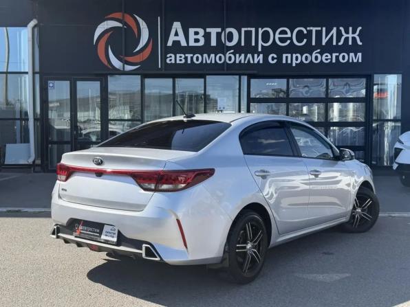 Kia Rio IV Рестайлинг с пробегом 2021 года, цена 1 699 000 рублей, 112774 км, седан, Автокод Объявления