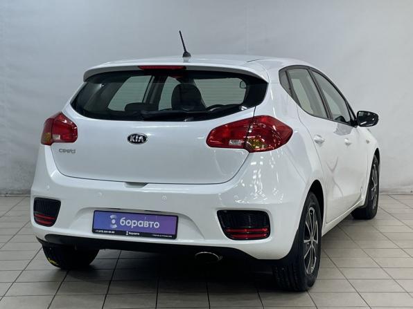 Kia Ceed II Рестайлинг с пробегом 2016 года, цена 1 199 000 рублей, 177250 км, хэтчбек, Автокод Объявления