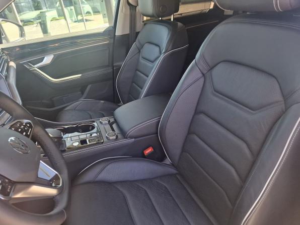 Volkswagen Touareg III Рестайлинг с пробегом 2024 года, цена 10 690 000 рублей, 13255 км, внедорожник, Автокод Объявления