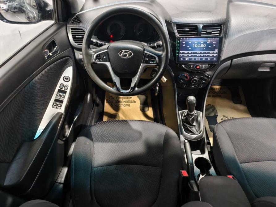 Hyundai Solaris I Курск  - изображение 9