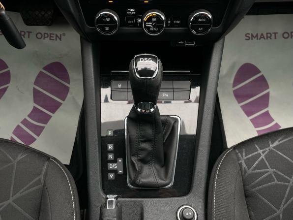 Skoda Octavia III (A7) Рестайлинг с пробегом 2018 года, цена 1 590 000 рублей, 120000 км, лифтбек, Автокод Объявления