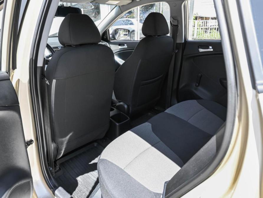 Hyundai Solaris I Ставрополь  - изображение 11