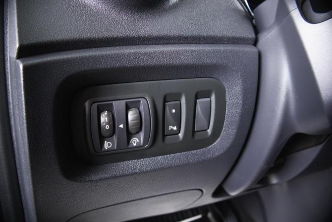 Renault Kaptur I с пробегом 2018 года, цена 1 359 000 рублей, 157000 км, внедорожник, Автокод Объявления